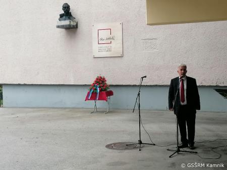 Polaganje venca ob dnevu Rudolfa Maistra pri GSŠRM (1)